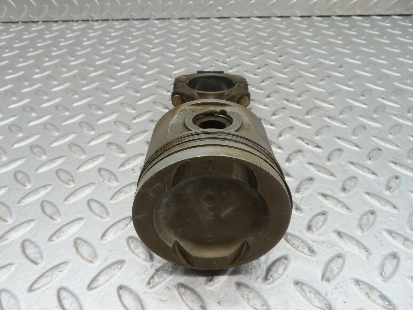 15777 Mercedes-Benz R107 450SL Piston With Connecting Rod 92.00 mm