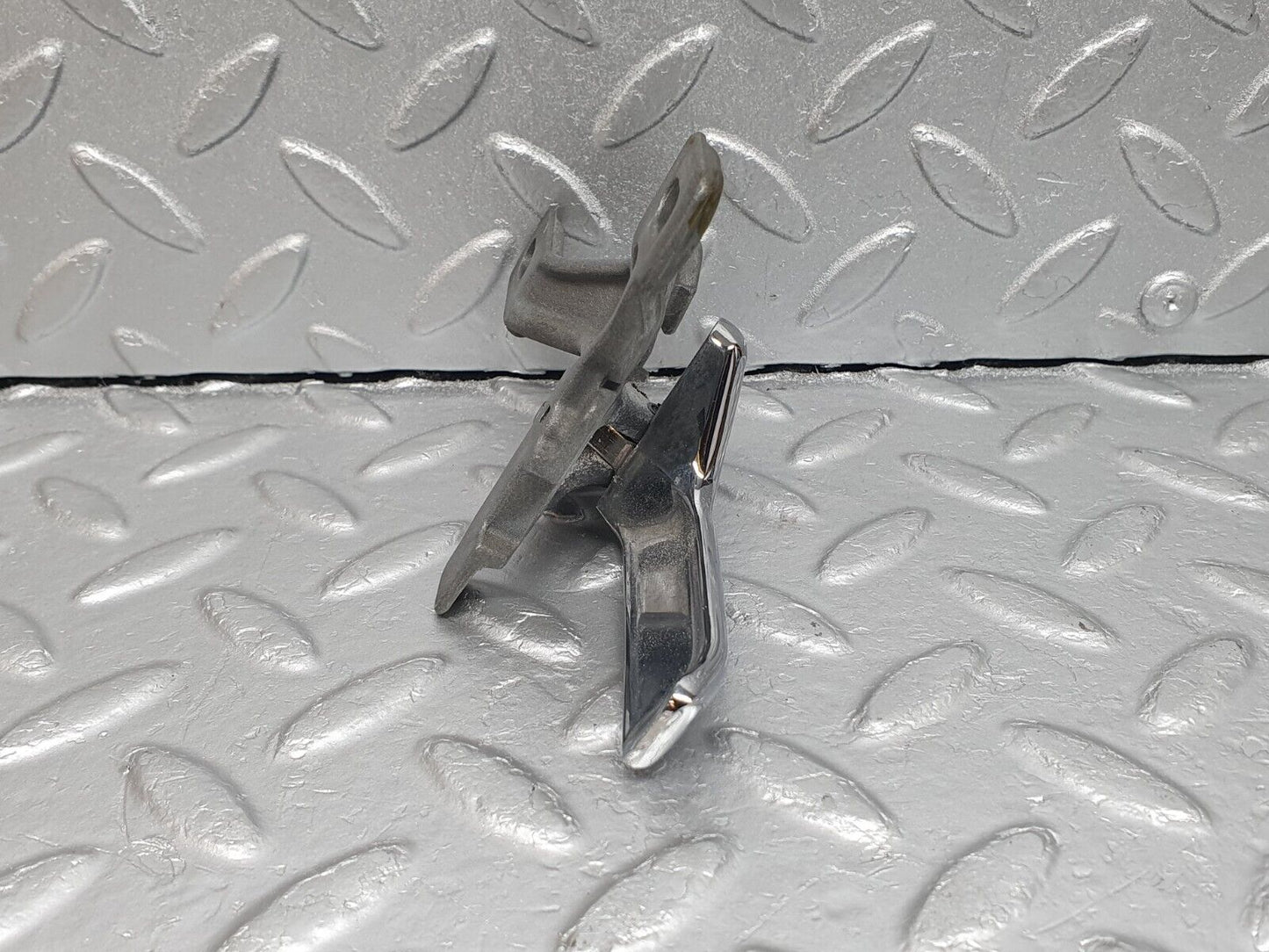 40899 Mercedes-Benz W126 300SE Right Interior Door Handle