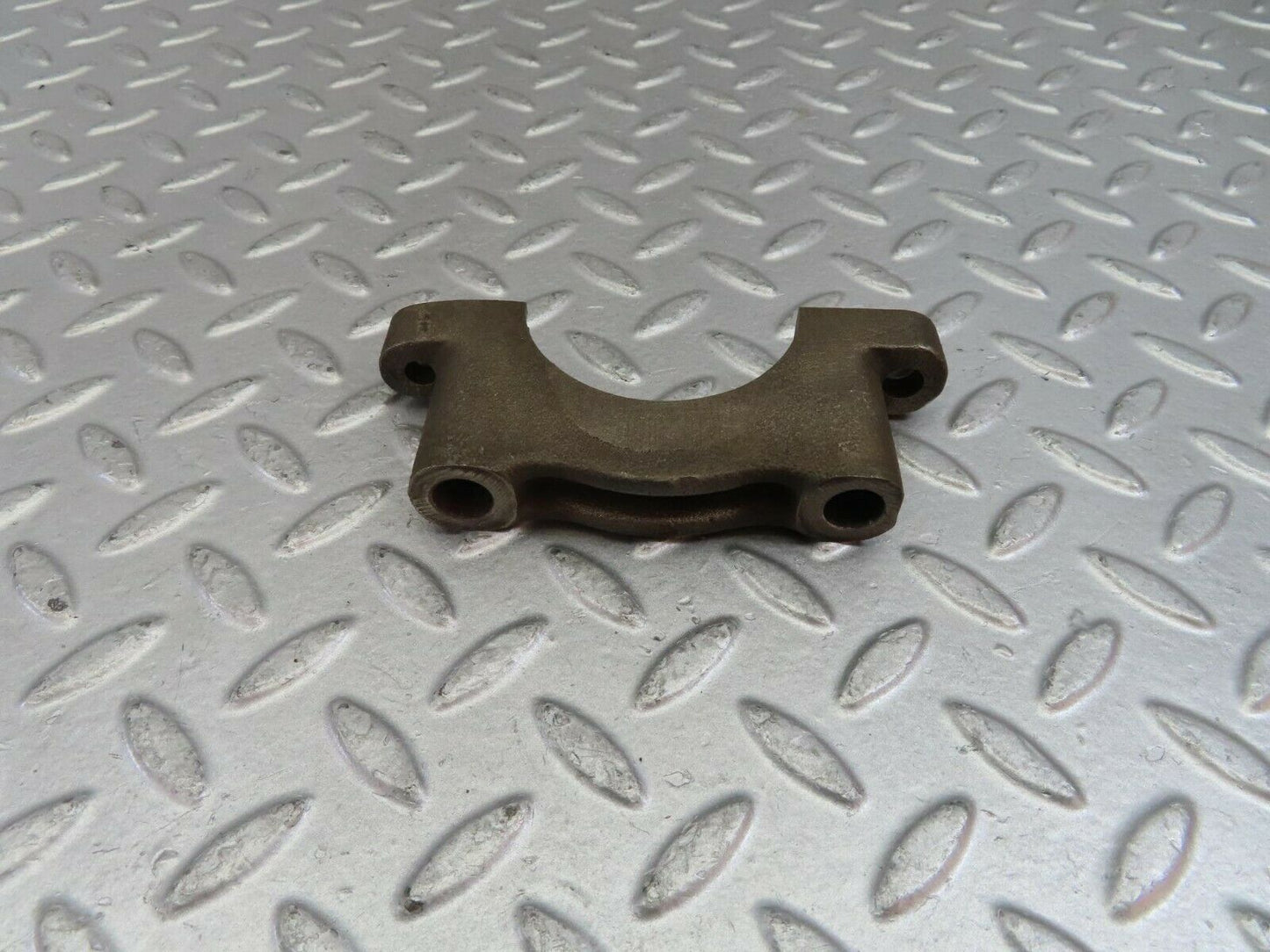 10218 Mercedes-Benz W111 220SE Crankshaft Bearing Holder Block 1800110011