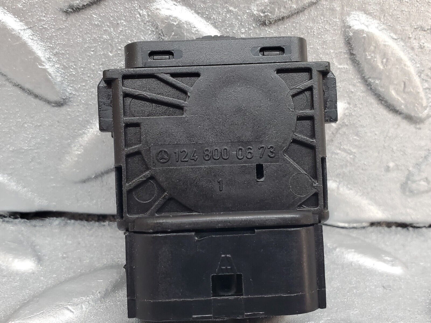 44663 Mercedes-Benz W124 220E Headlight Level Switch 1248000673