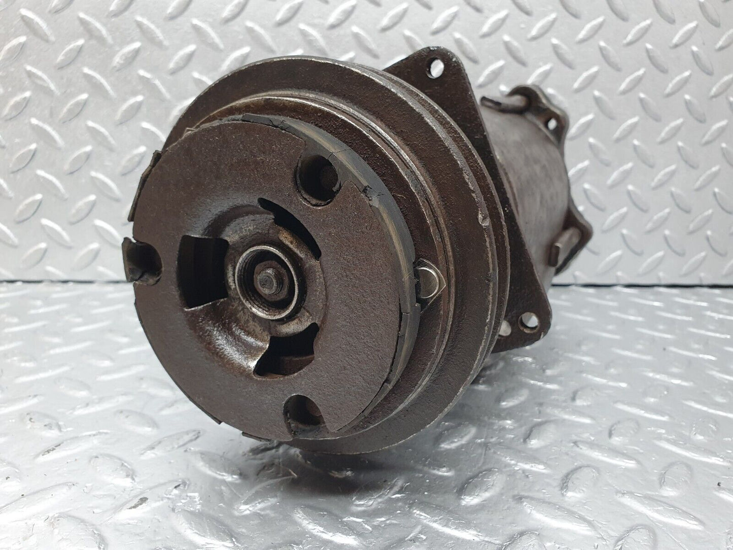 43755 Mercedes-Benz C126 380SEC Coupe Air Conditioning Compressor CFD 6556406