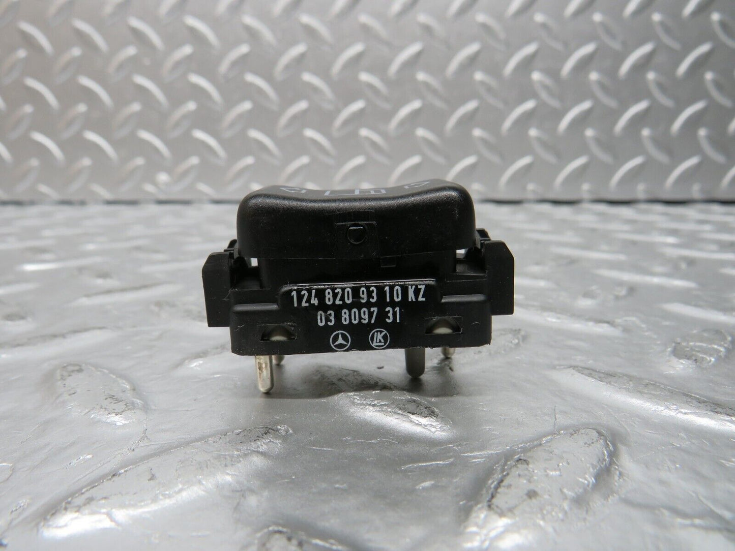 30522 Mercedes-Benz W124 230E Electric Window Switch Left Side 1248209310