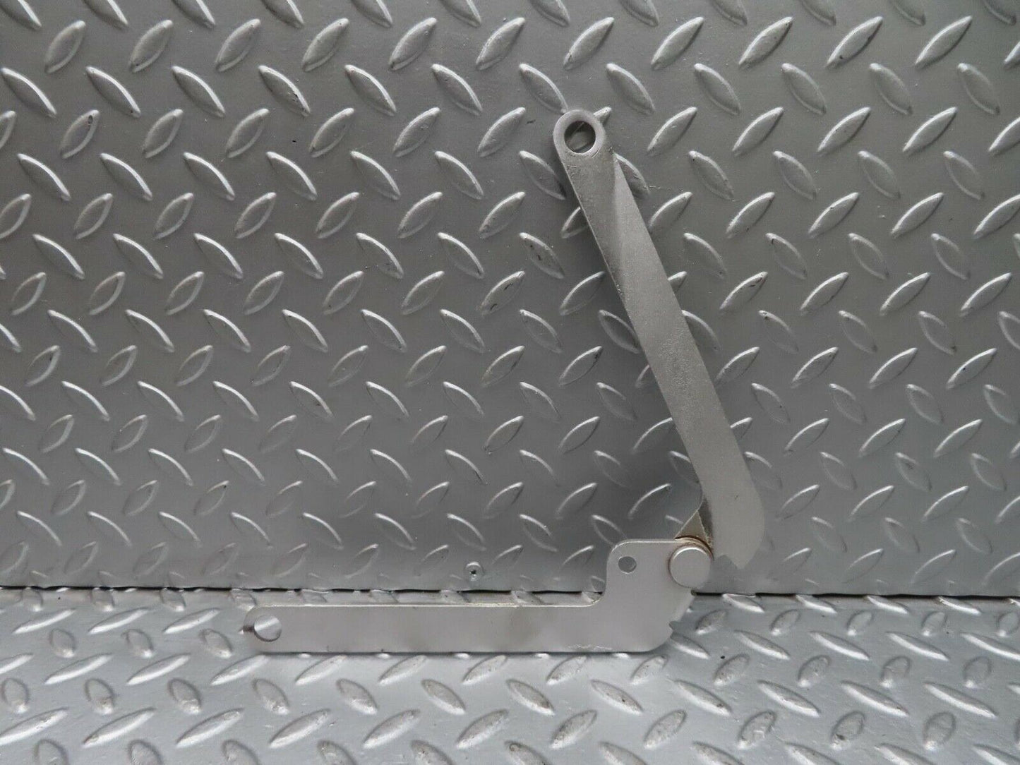 12288 Mercedes-Benz W108 280SE 3.5 Bonnet Hinge Right Side