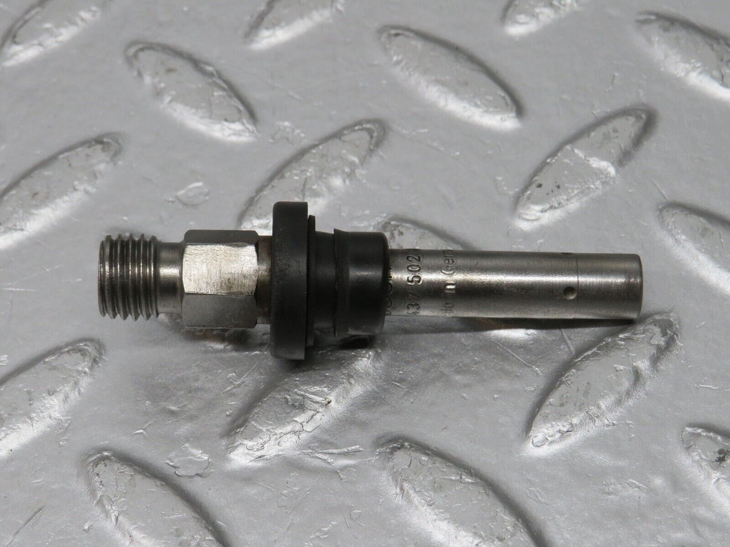 32706 Mercedes-Benz S124 300TE Wagon Fuel Injector Bosch 0437502010