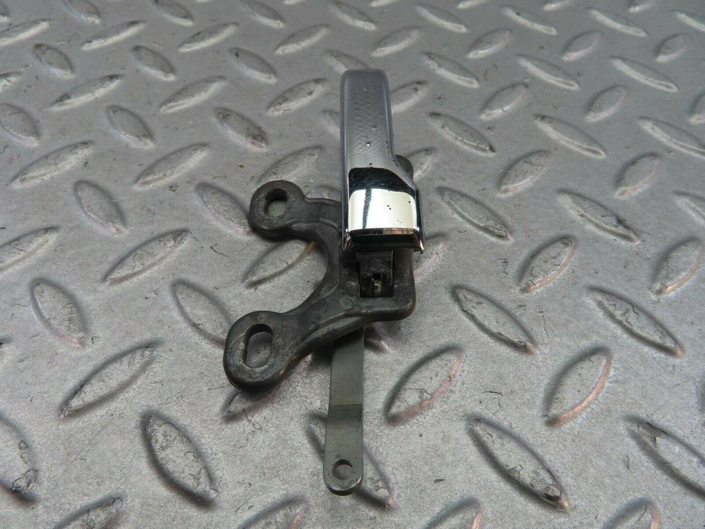 8727 Mercedes-Benz W115 Right Interior Door Handle Chrome 1107660419