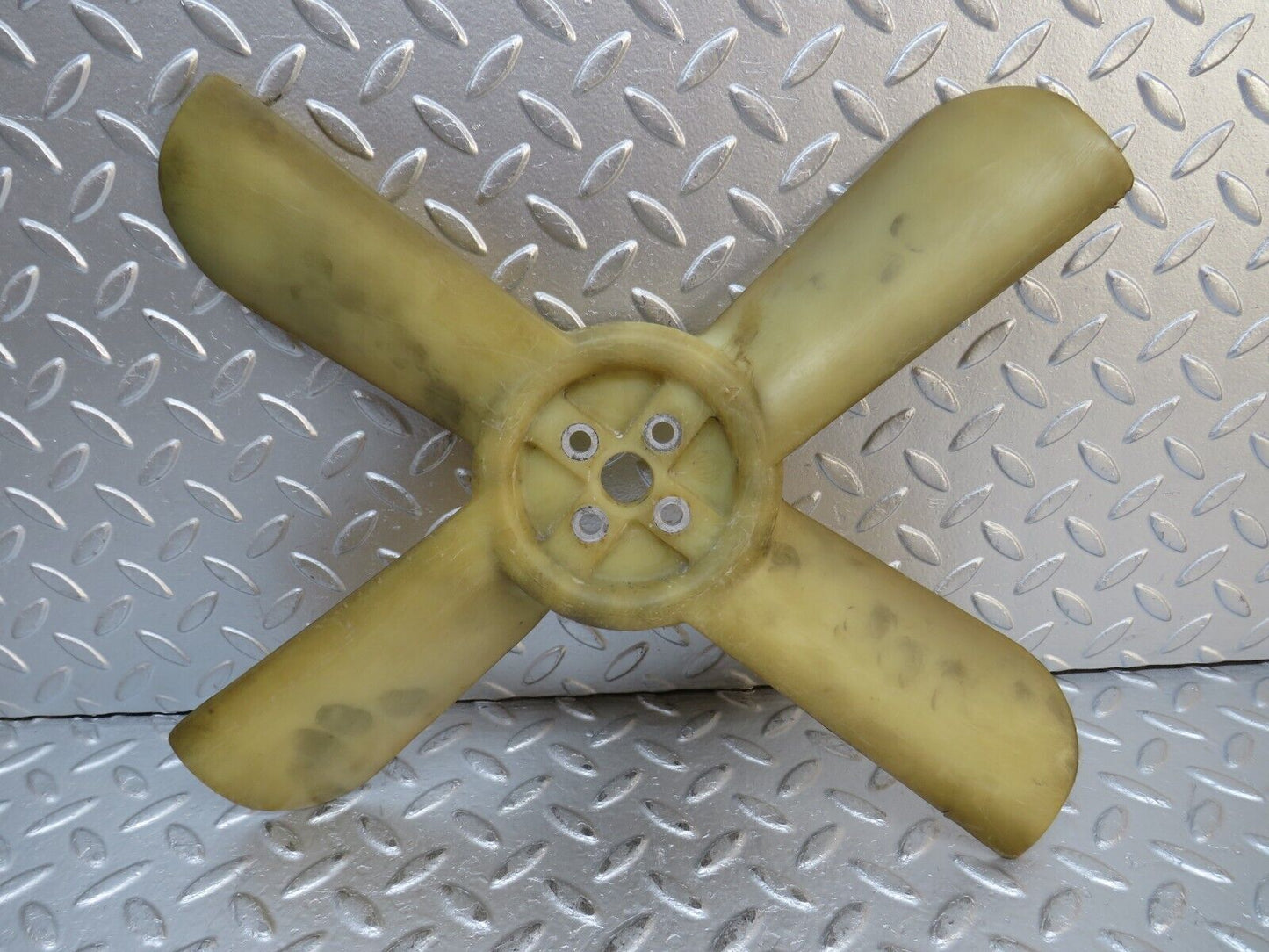 0329 Mercedes-Benz W120 Ponton Engine Cooling Fan 1082050906