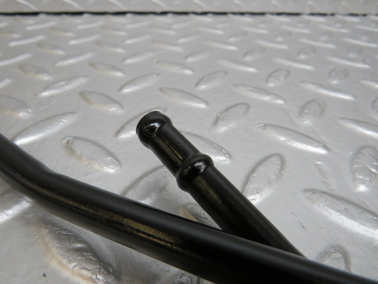 34649 Mercedes-Benz C126 380SEC Coupe Engine Oil Cooling Pipe