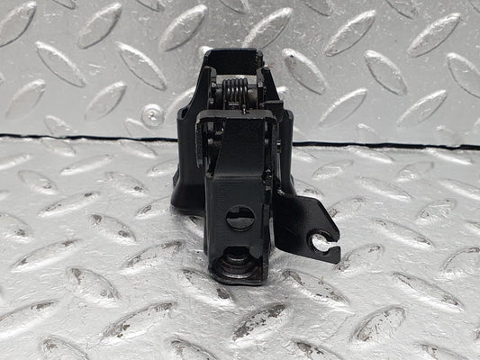 41150 Mercedes-Benz W126 300SE Lock Catch Right Side 1268801260