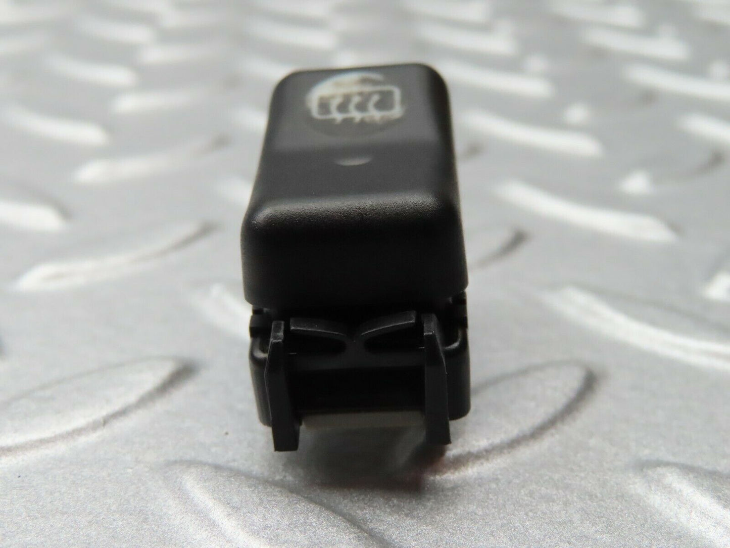 5346 Mercedes-Benz W124 230E Rear Windscreen Defroster Switch 1298207410