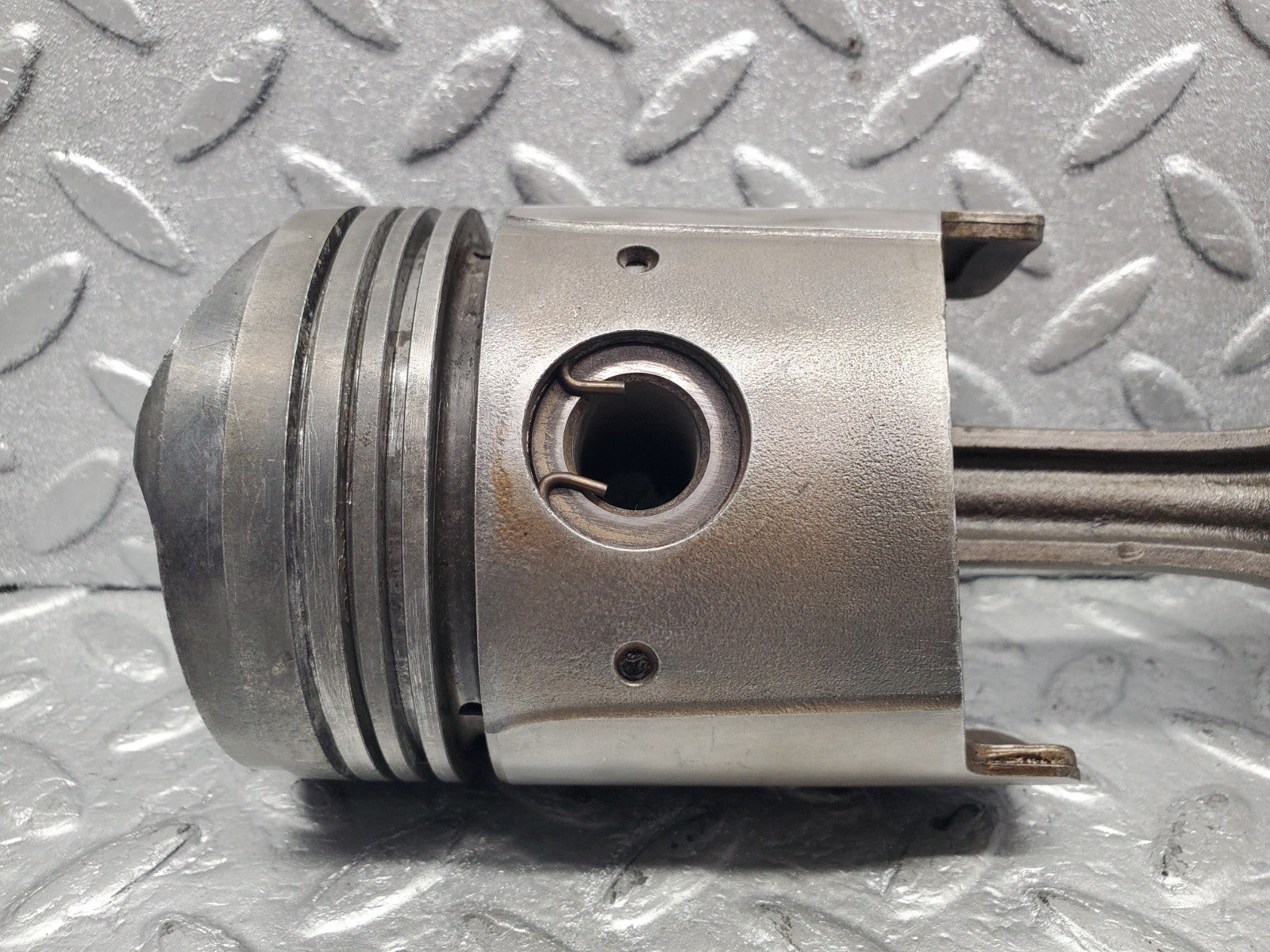 W112 piston and connecting rod used OEM