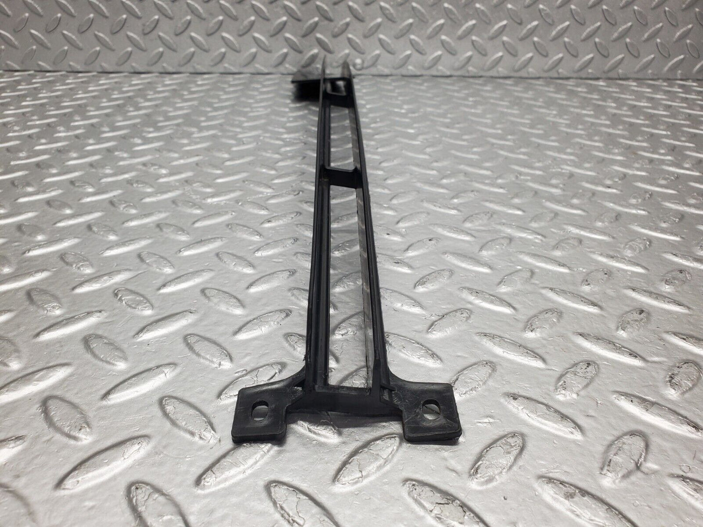 46350 Mercedes-Benz C123 280CE Coupe Front Bumper Lower Grill Left 1238880123