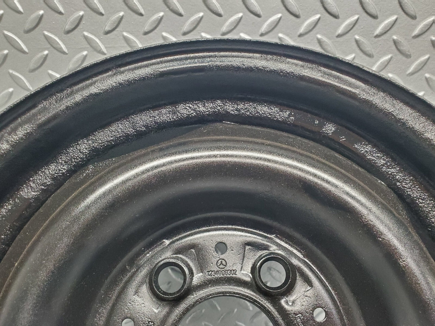 44999367