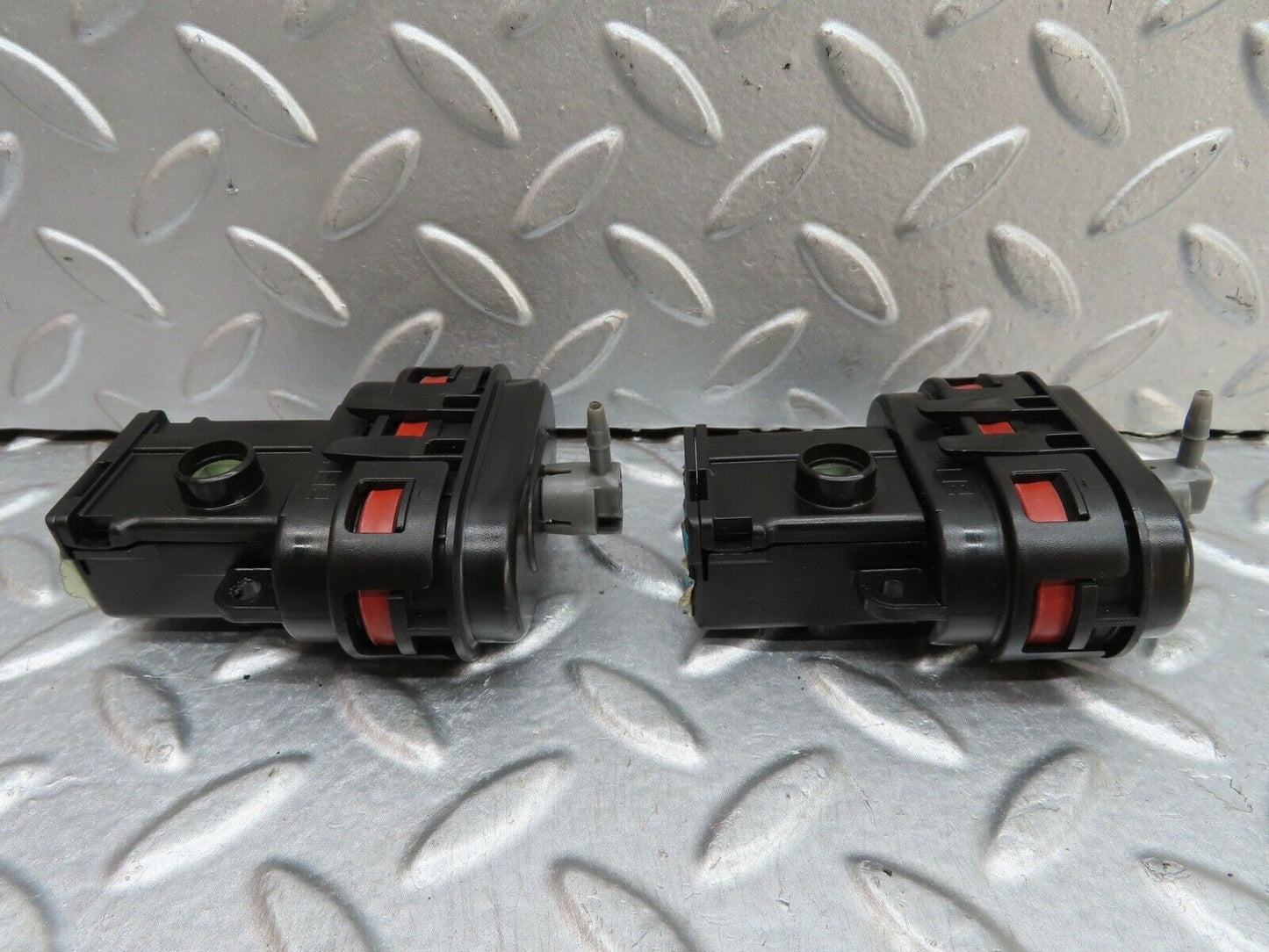 19366 Mercedes-Benz C140 CL420 Coupe 2x Heater Box Vacuum Actuator 9062600602