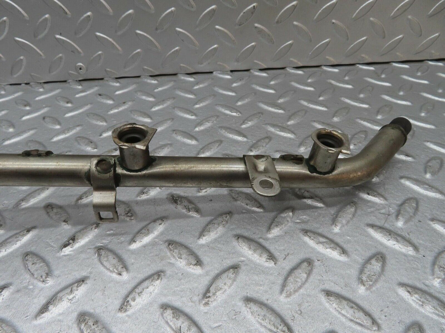 13391 Mercedes-Benz W220 S430 Fuel Injector Rail 1130700595