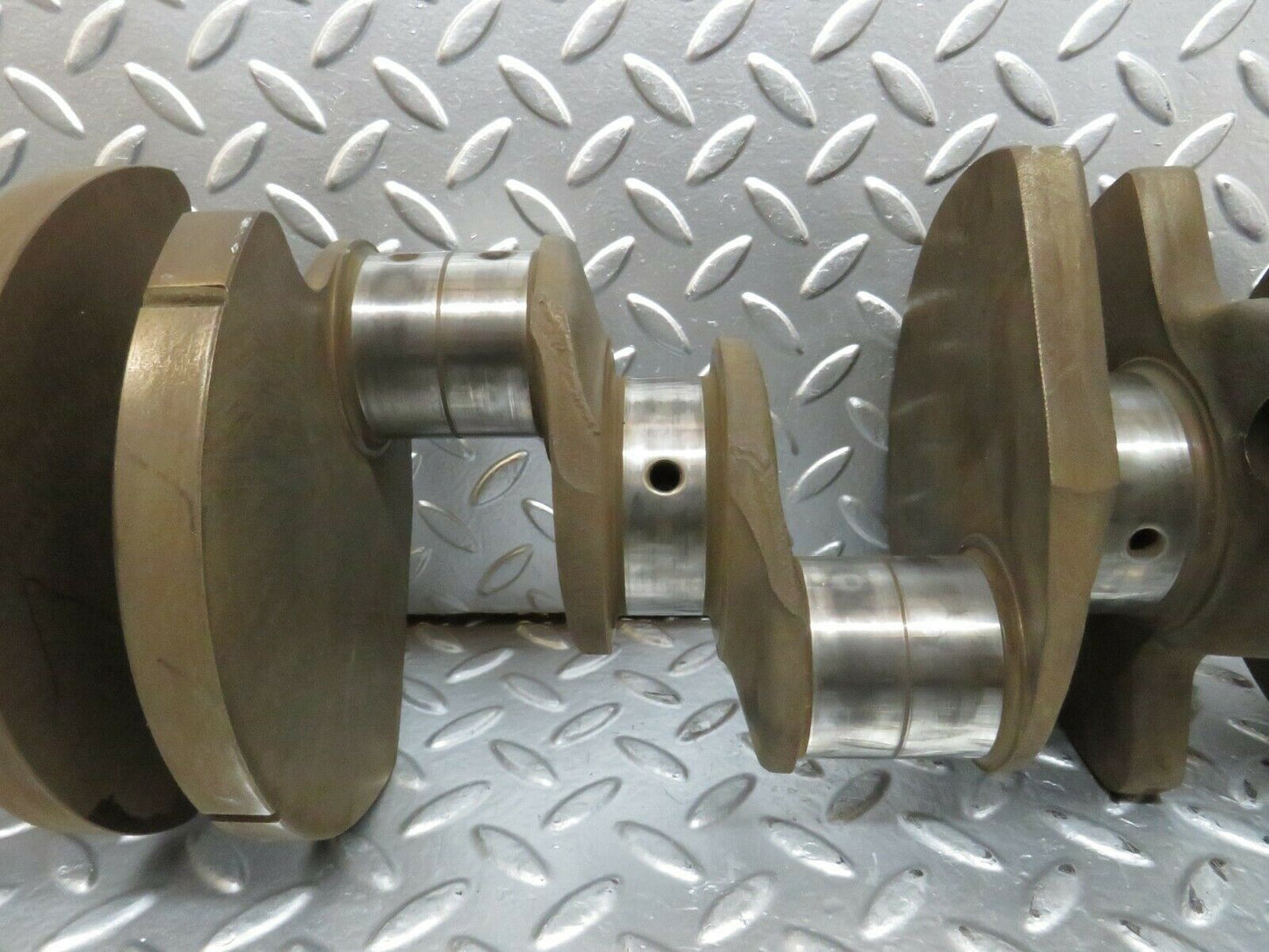 23879 Mercedes-Benz R107 450SL Crankshaft 1170311001