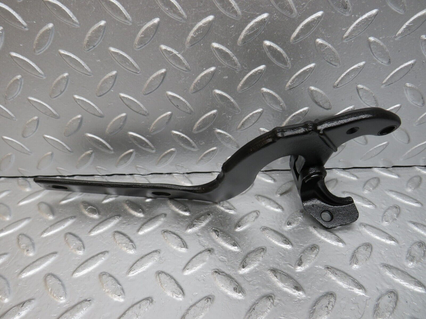 32542 Mercedes-Benz S124 300TE Trunk Lid Hinge Right 1247430451 1247430221