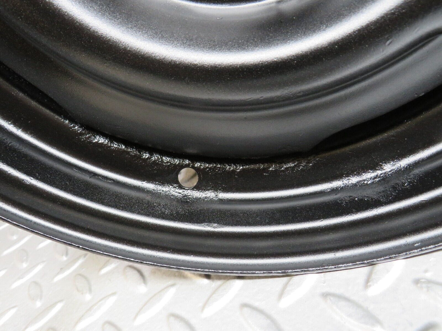 39049 Mercedes-Benz Steel Wheel Set 6Jx14H2 1084000002