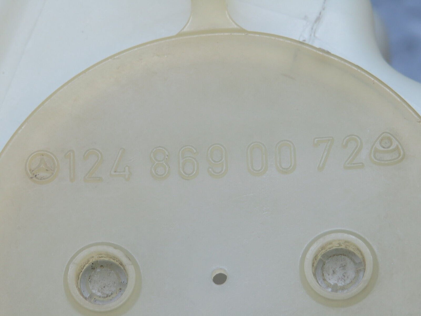 32561 Mercedes-Benz S124 300TE Wagon Windscreen Washer Fluid Tank 1248690520