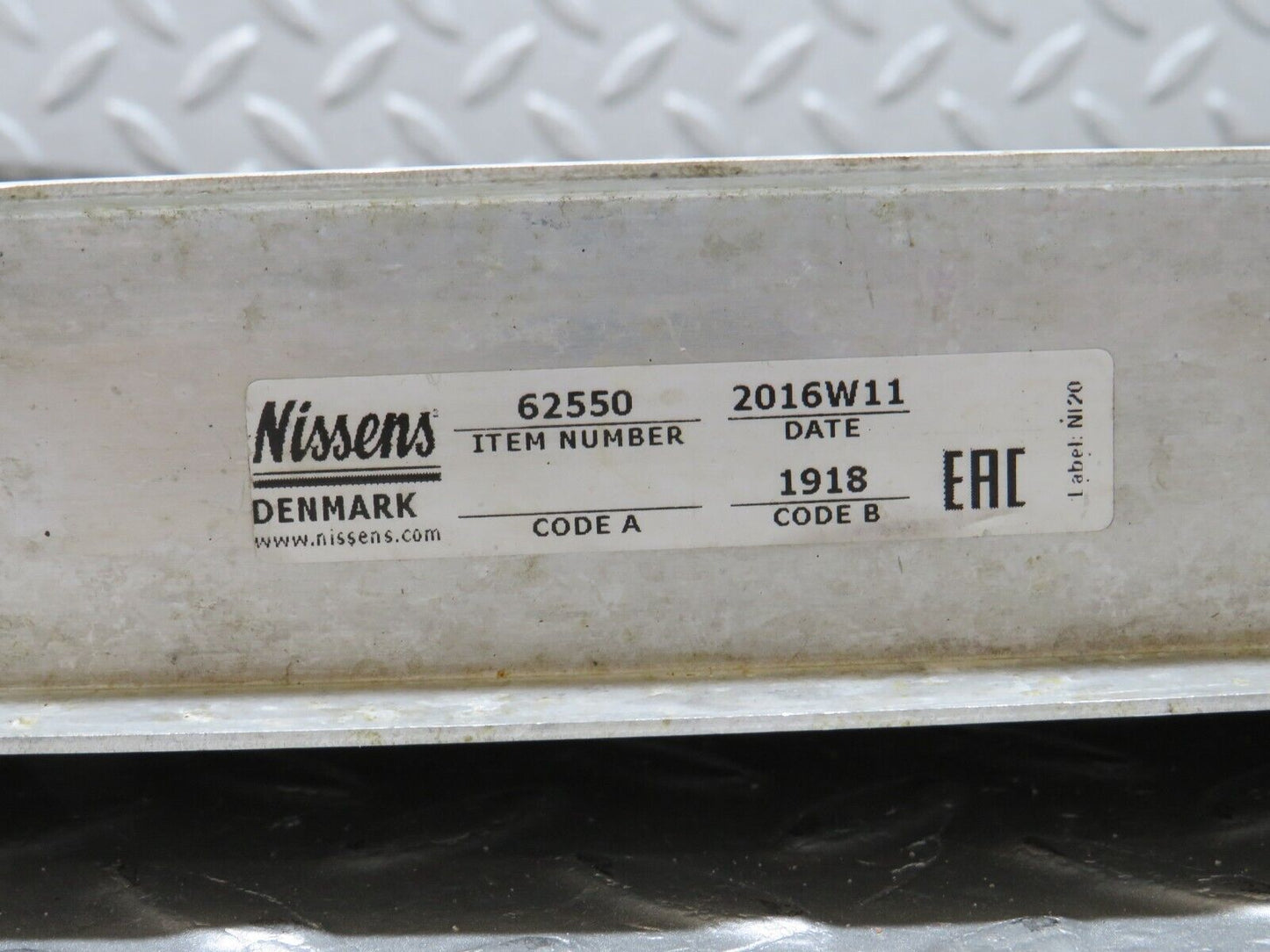 36658 Mercedes-Benz W201 190E 2.0L Coolant Radiator Nissens 62550