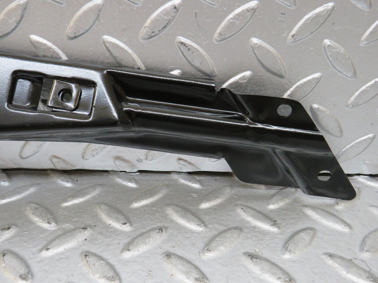 26507 Mercedes-Benz C124 220CE Coupe Rear Window Channel Support Left Side