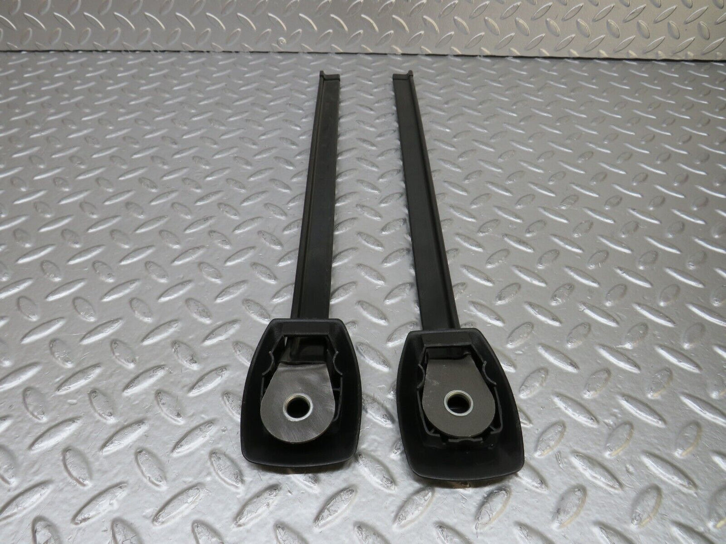 26685 Mercedes-Benz C124 220CE Seat Belt Runner With Cover Pair 1249193520