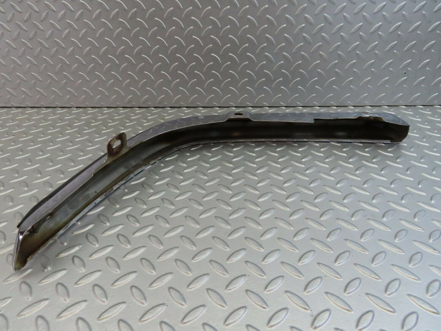 7326 Mercedes-Benz W116 450SE Front Right Upper Bumper Chrome
