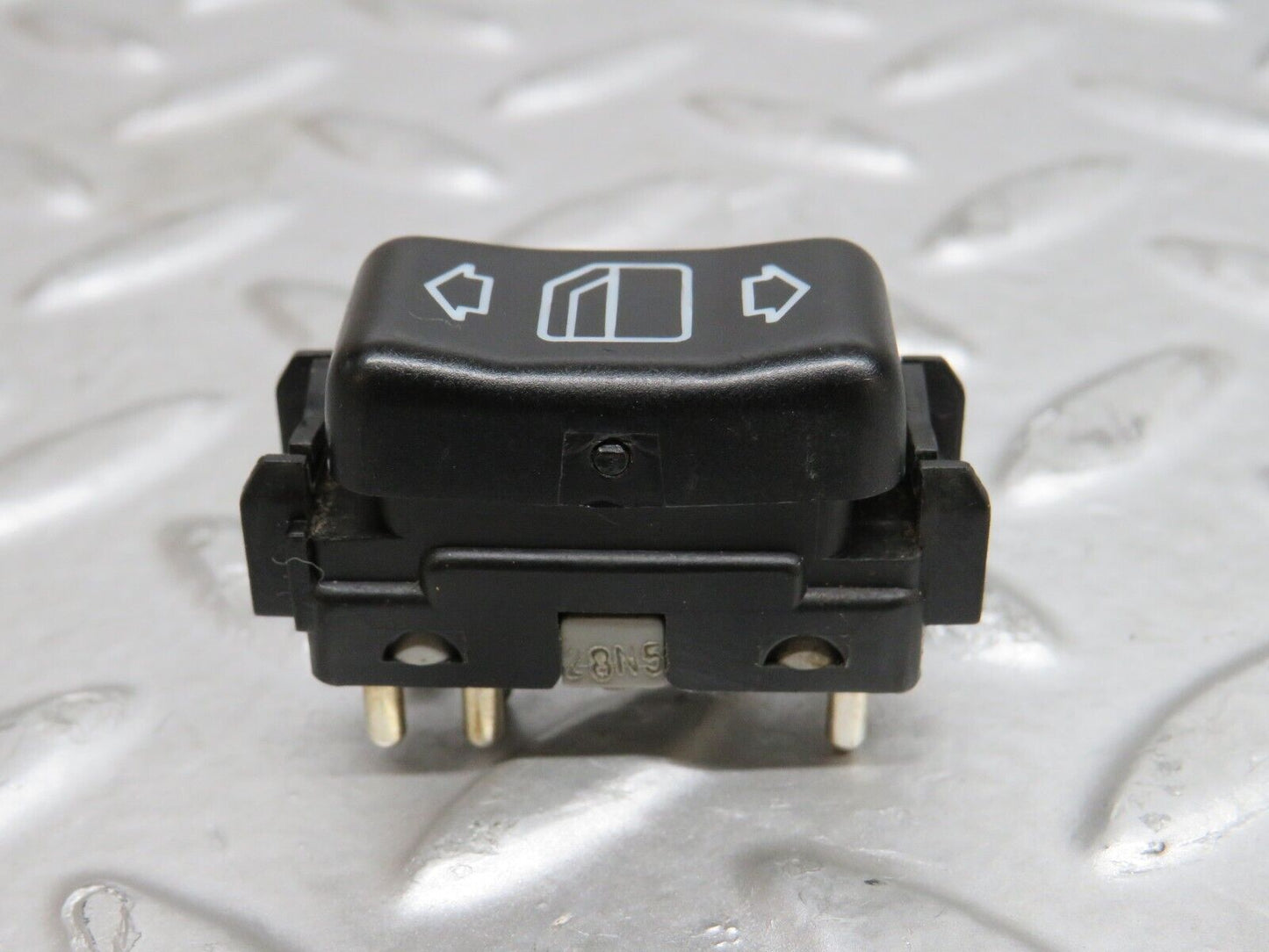 29189 Mercedes-Benz C124 320CE Coupe Right Electric Window Switch 1248209410