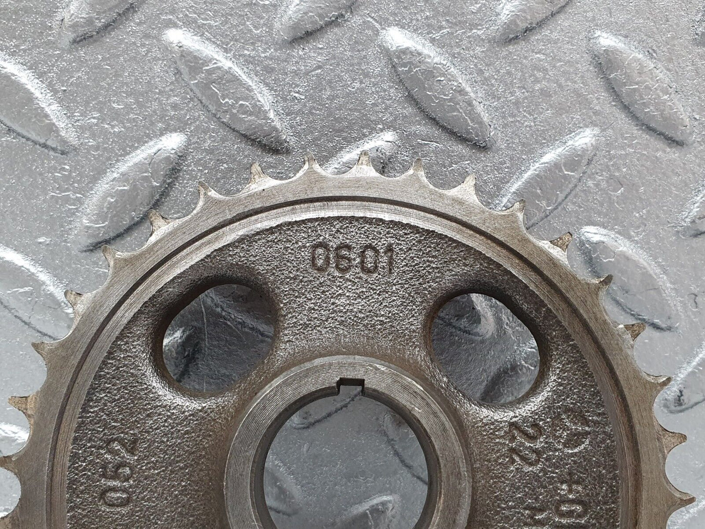 43792 Mercedes-Benz C126 380SEC Coupe Camshaft Timing Gear Sprocket 1160520601