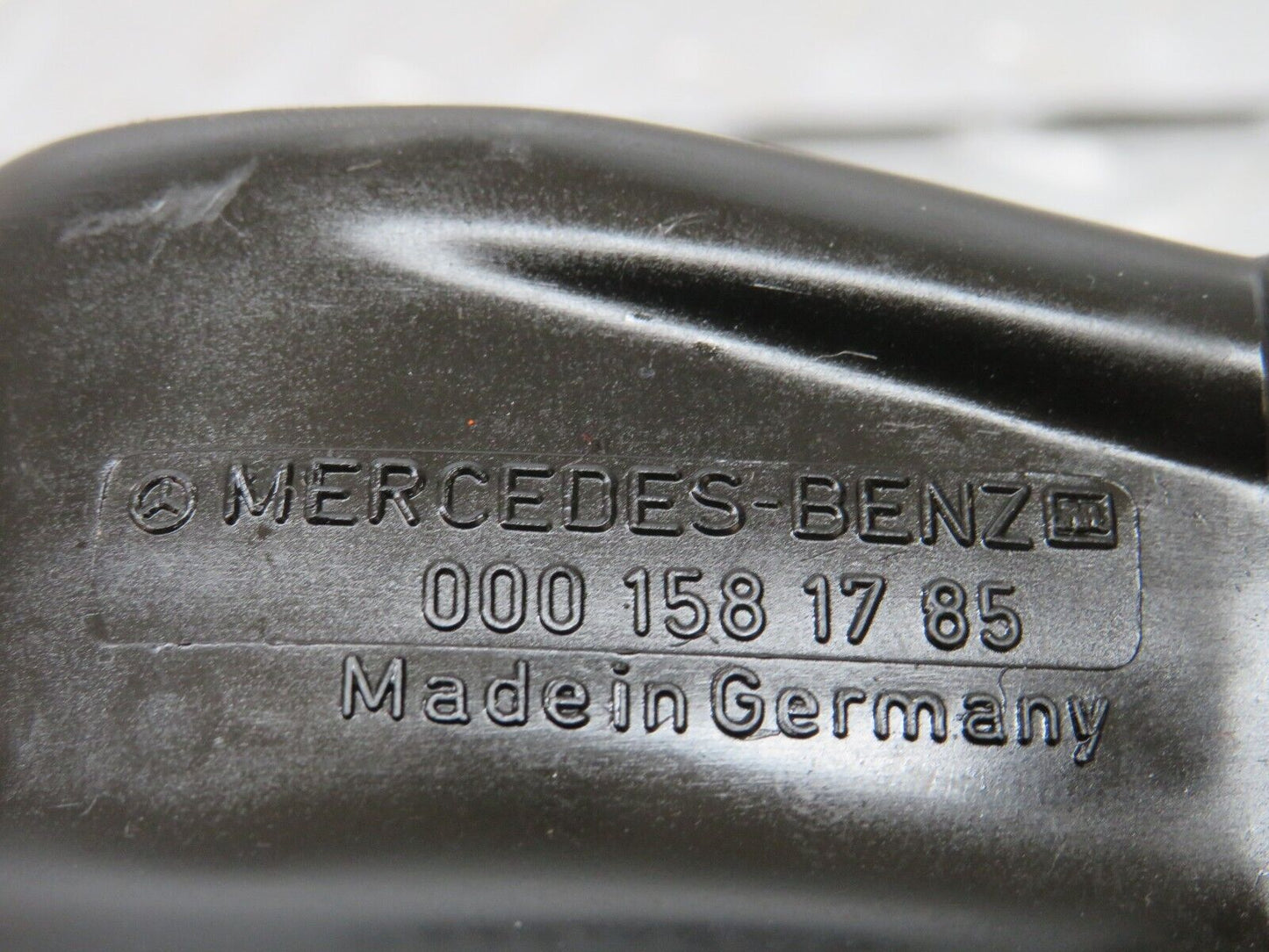 25592 Mercedes-Benz W123 200 Ignition Coil Protective Cap 0001581785