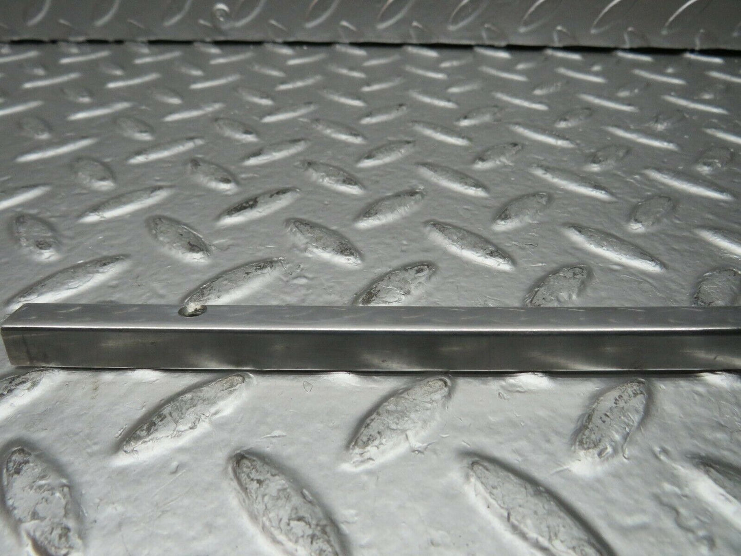 22736 Mercedes-Benz C107 450SLC Coupe Sunroof Chrome Trim
