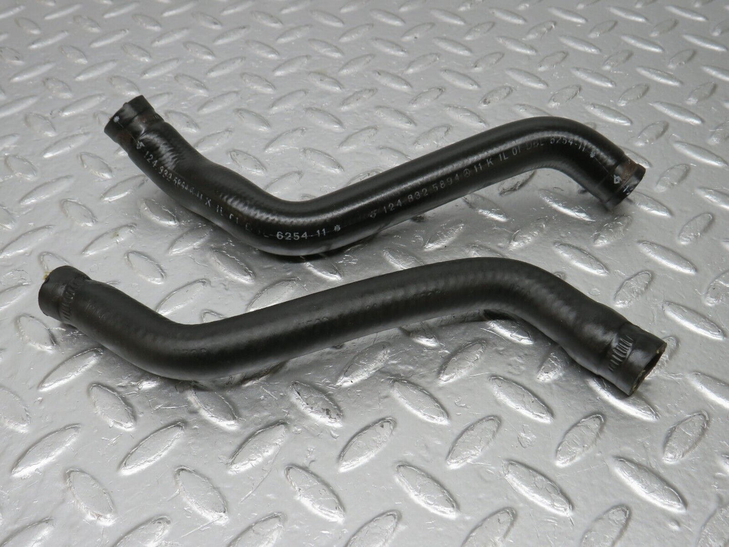 34089 Mercedes-Benz W124 260E Water Cooling Hose Pipe 1248325894