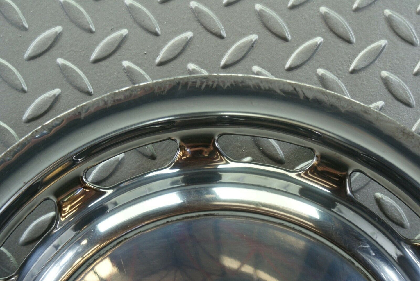 3141 Mercedes-Benz C107 350SLC Coupe Coupe Wheel Trim Hub Cap 14