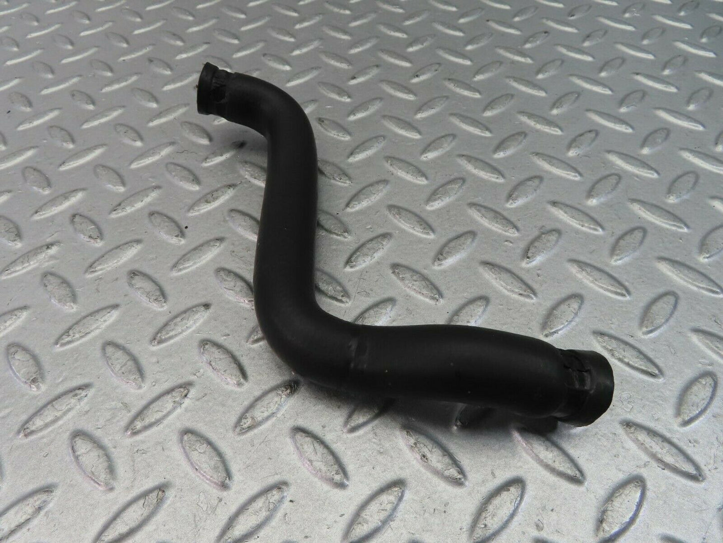 9418 Mercedes-Benz C124 300CE Coupe Water Cooling Hose Pipe 1248325894