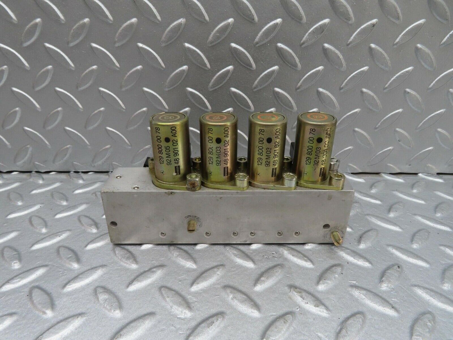 11962 Mercedes-Benz R129 300SL Coupe Left Roof Hydraulic Valve 1298000178