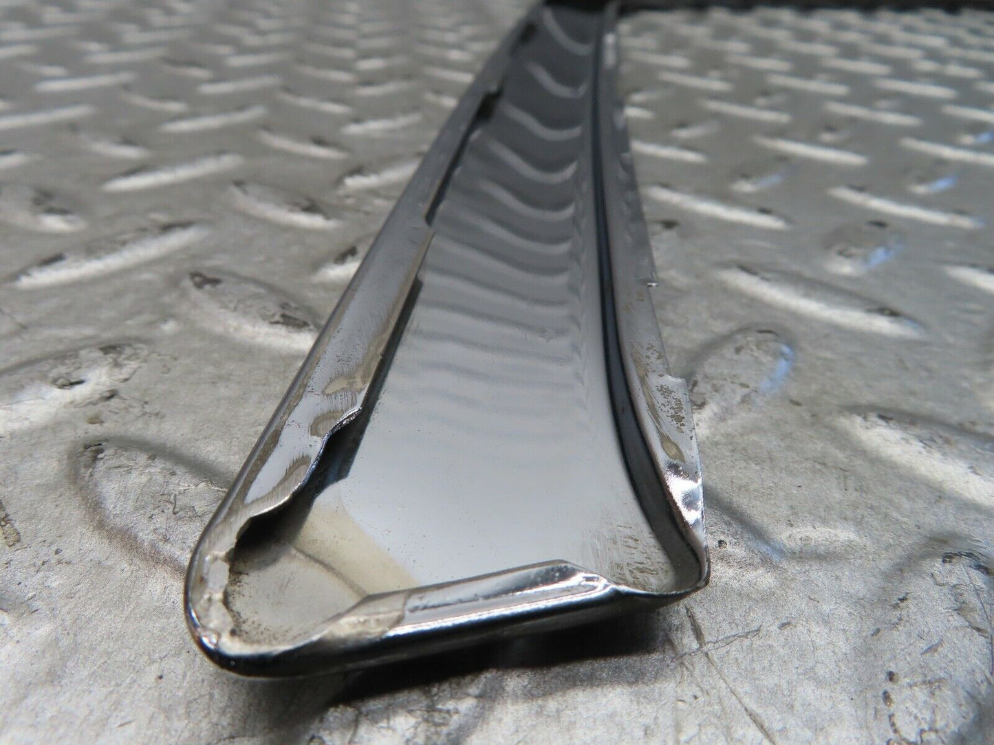19743 Mercedes-Benz C140 CL420 Coupe Front Bumper Trim Left Side 1408851374