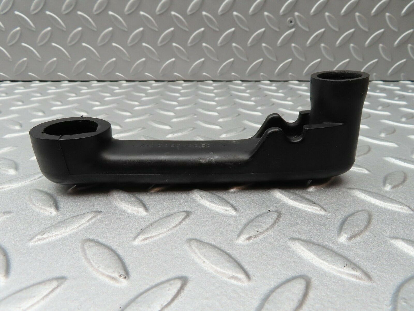 4291 Mercedes-Benz W123 230E Crankcase Breather Pipe 1020942682