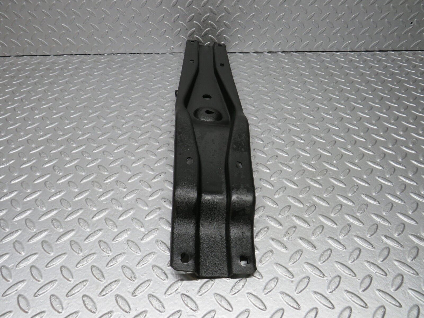 40386 Mercedes-Benz W110 230 Gearbox Mount Bracket