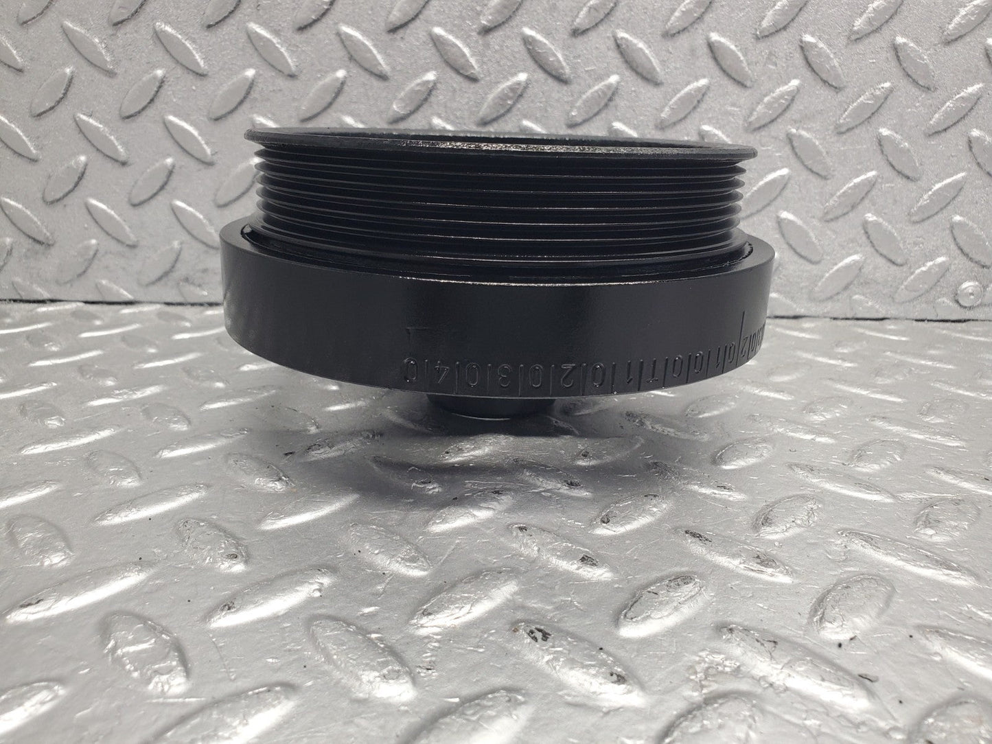 W124 Wagon crankshaft vibration damper used OEM
