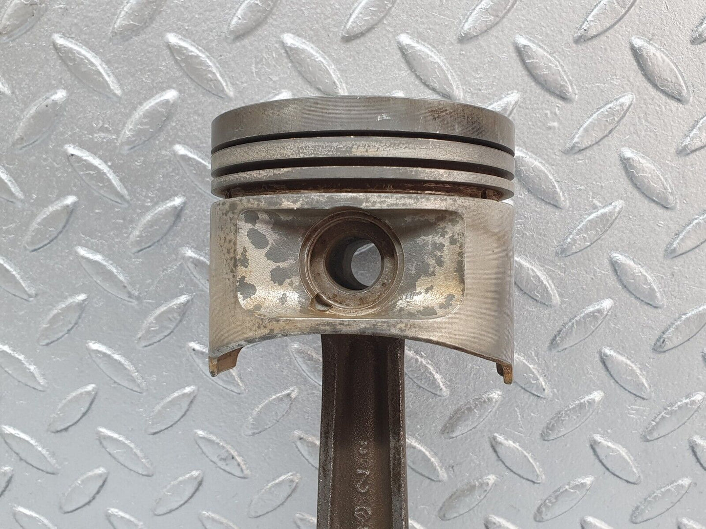 43773 Mercedes-Benz C126 380SEC Coupe Piston With Connecting Rod 87.995 11610