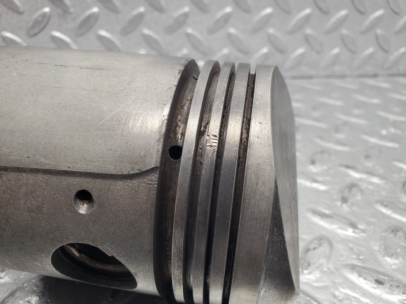 W112 piston and connecting rod used OEM