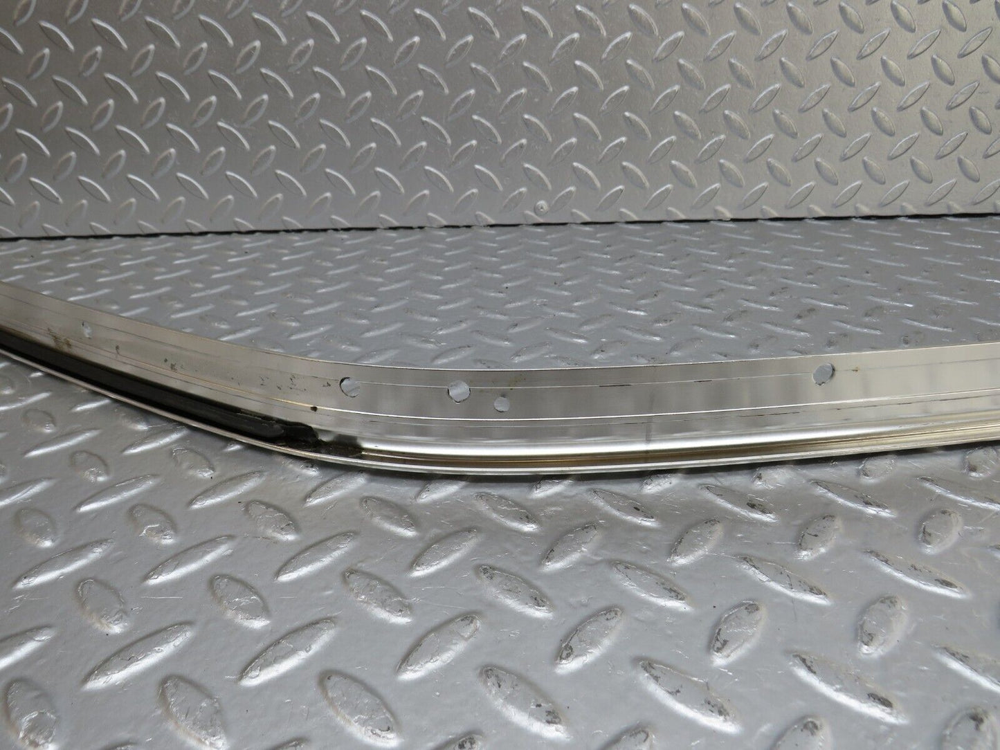 34457 Mercedes-Benz C126 380SEC Coupe Roof Chrome Trim Left Side