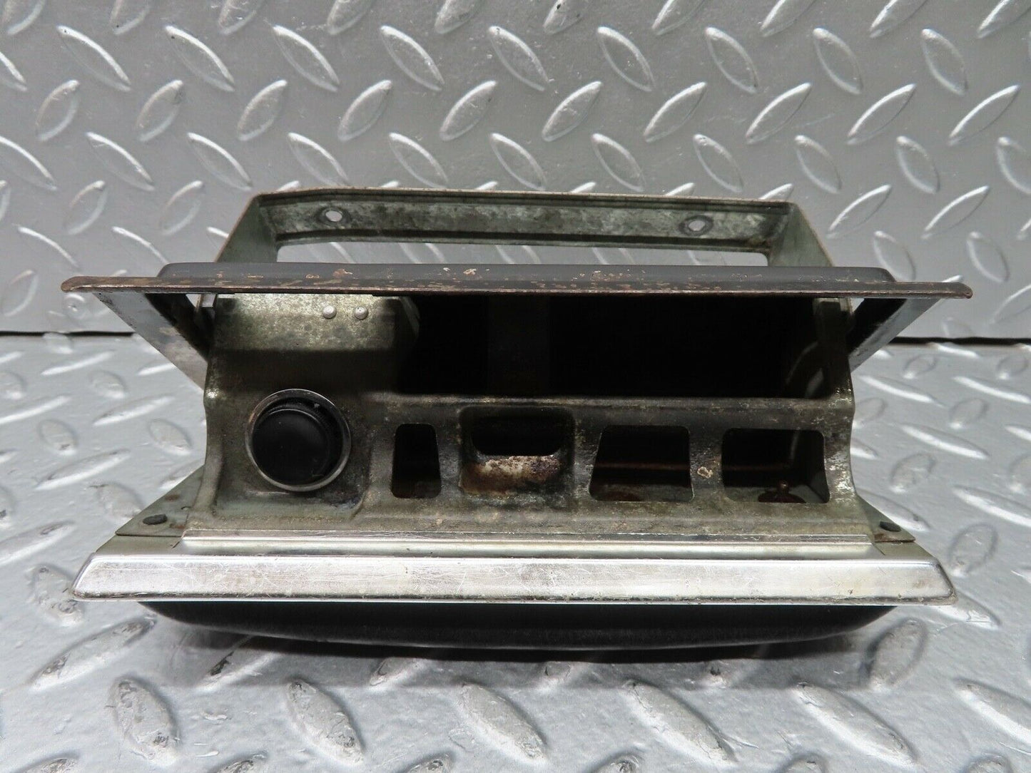 20907 Mercedes-Benz W114 250CE Coupe Centre Console Ashtray Black