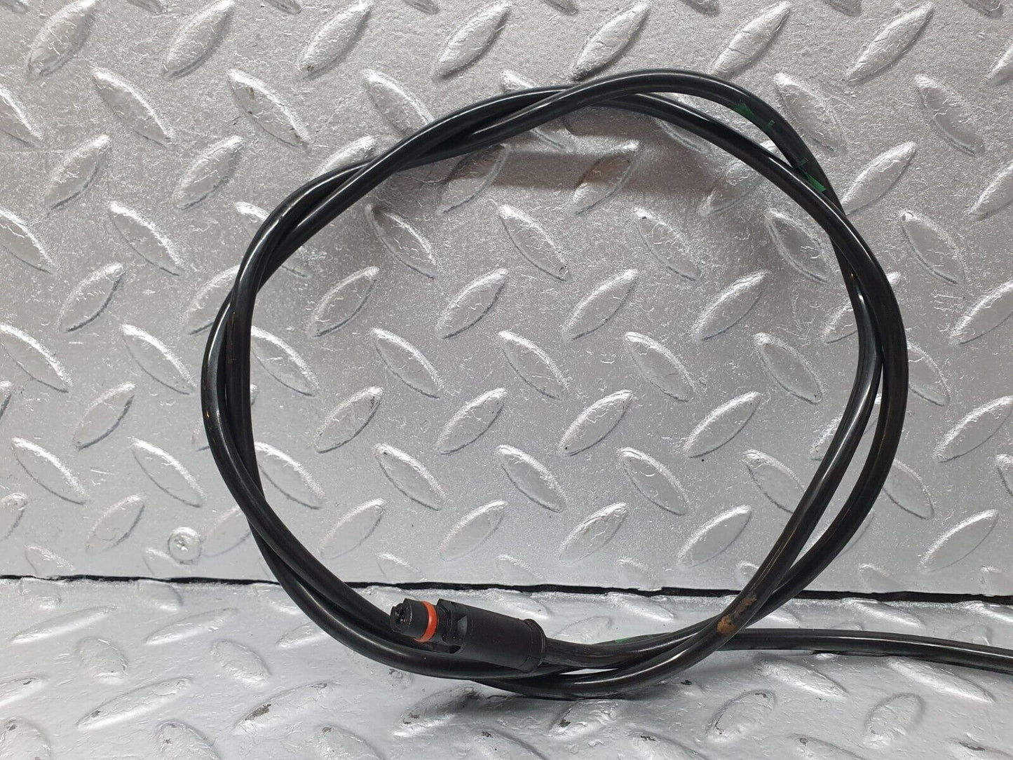42359 Mercedes-Benz R129 320SL Coupe Rear Right Brake Pad Sensor Wire 1295409113 0285459628