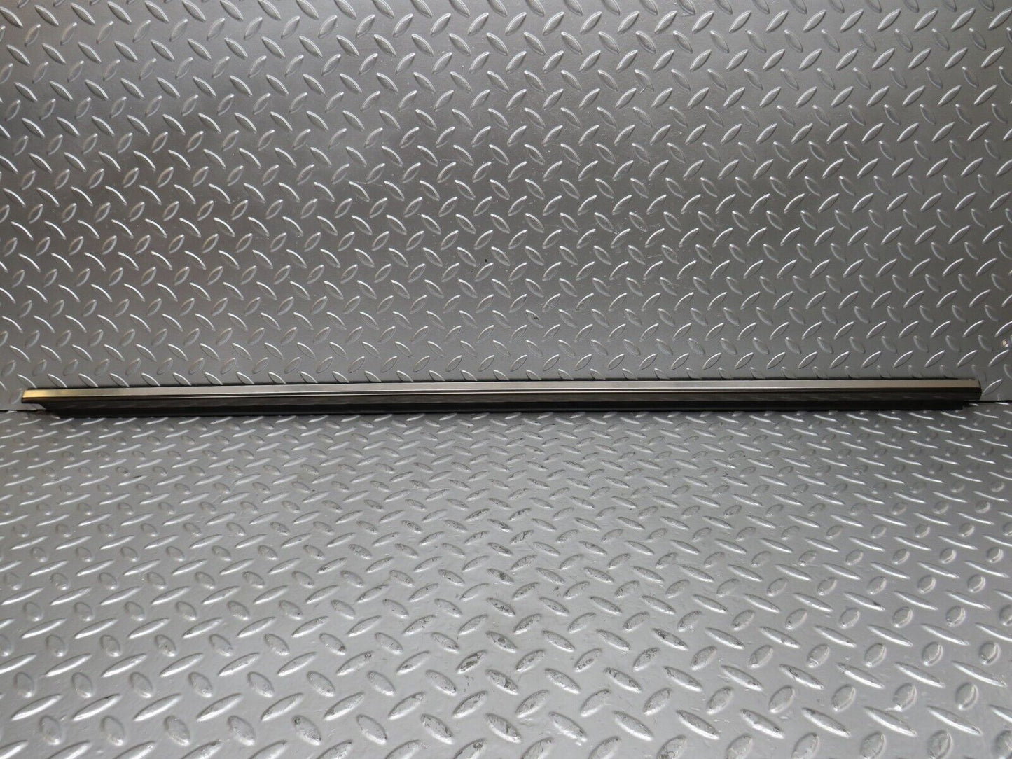 24888 Mercedes-Benz W140 SEL320 LWB Rear Left Door Moulding Trim
