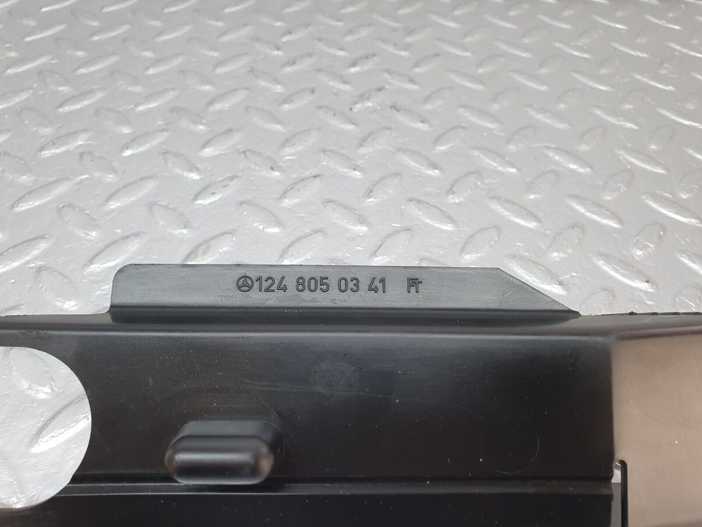 41556 Mercedes-Benz W124 200E Trunk Lock Vacuum Actuator Cover 1248050341