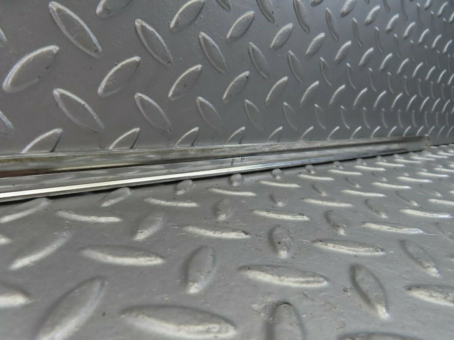 10818 Mercedes-Benz W123 230E Rear Right Door Chrome Moulding Trim