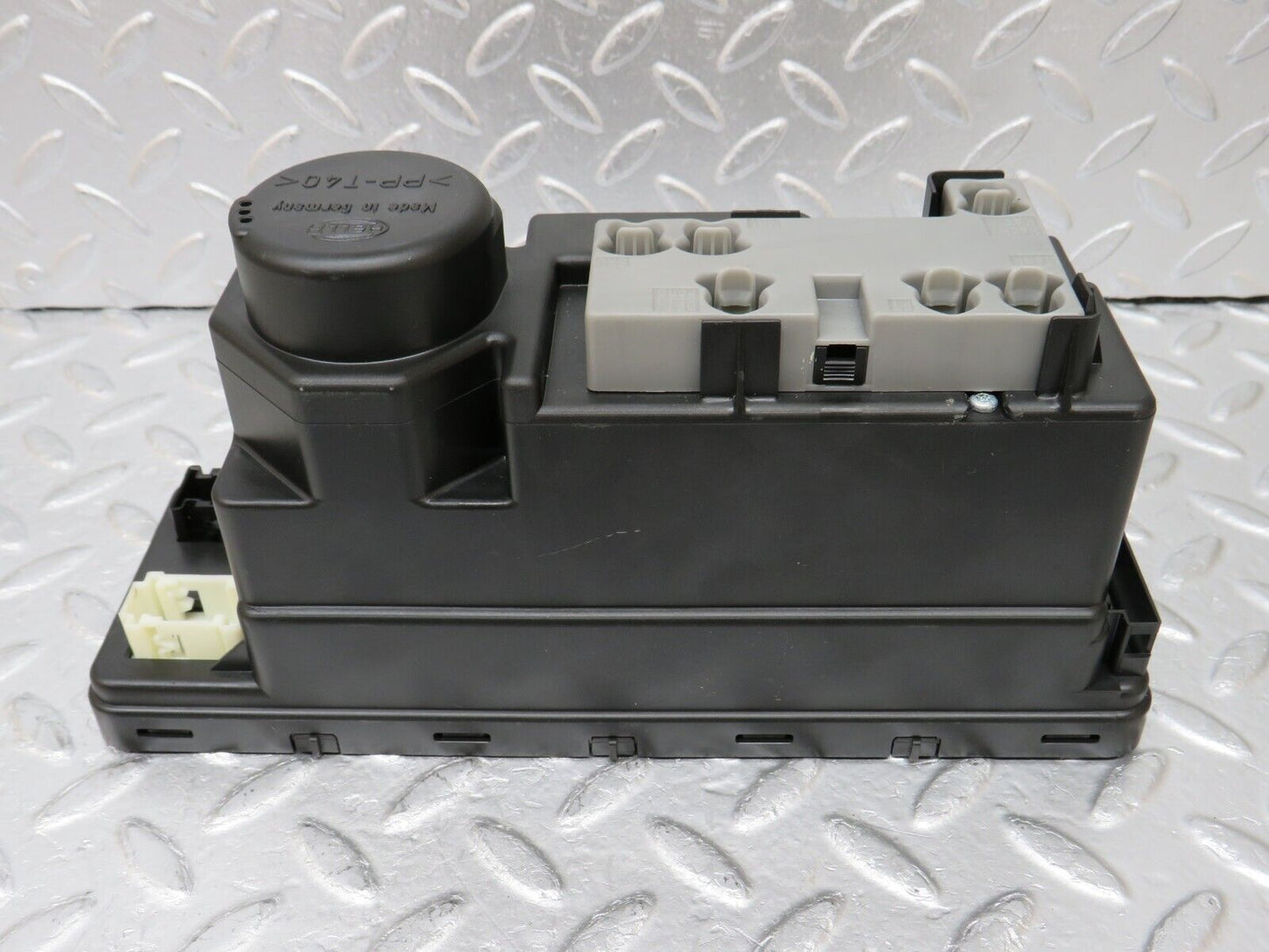 34768 Mercedes-Benz W210 320E Central Locking Pump Hella 2108002648
