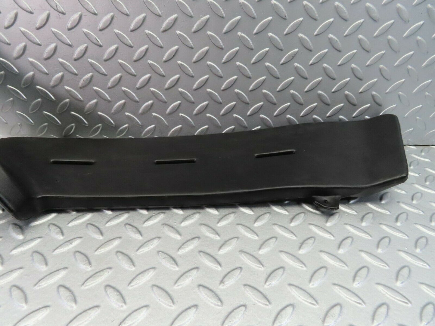 7826 Mercedes-Benz W115 220D Heater Air Duct Vent Right 1158310245