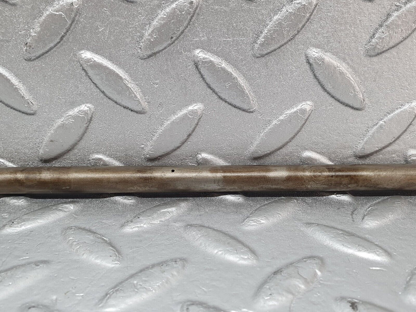 44040 Mercedes-Benz C123 230CE Coupe Camshaft Oil Tube