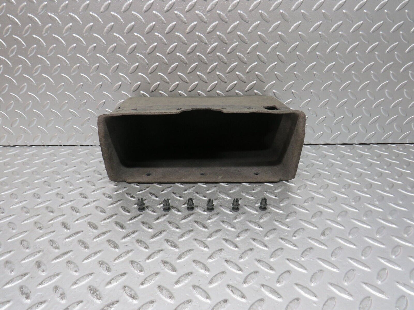 28600 Mercedes-Benz W123 280E Glove Box 1236890491